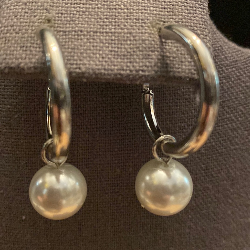 Cato Silver Tone Dangling Hoop Pierced Earrings With Pearl Drop 8$